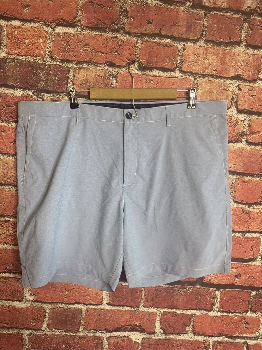 Tommy Bahama Shorts Mens 44 Blue Performance Chino Flat Front Casual Preppy